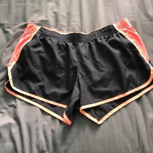 Athletic/running shorts